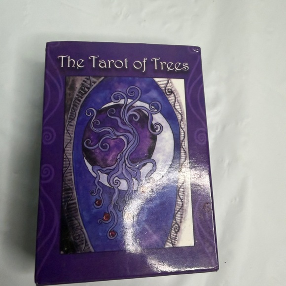 The Tarot of Trees Cards - Picture 1 of 5